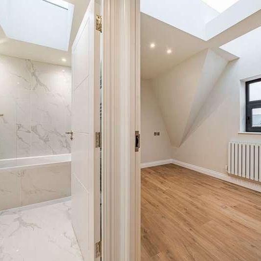 London, SE8 - Photo 1