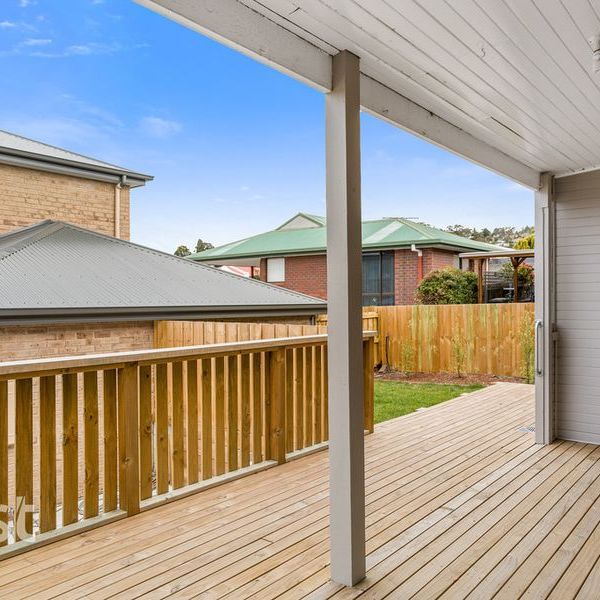 1/75 Giblin Street LENAH VALLEY - Photo 1