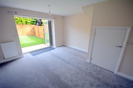 2 bedroom House To Let - Photo 2