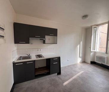 Location Appartement 2 pièces 44m² AUBAGNE 13400 - Photo 3