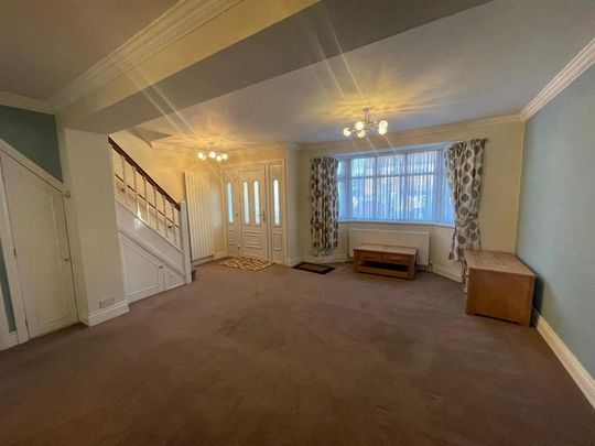 3 bedroom semi-detached house to rent - Photo 1