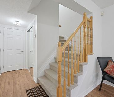 For Lease - 2325 Blue Aster Street, Barrhaven, Ontario - Photo 6