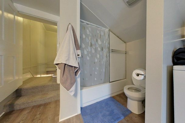 For Lease - 15 1/2 Forin Street, Belleville, Ontario - Photo 1