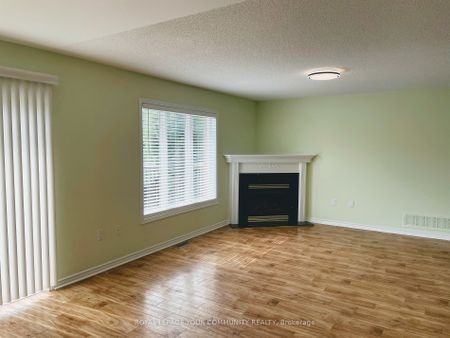 For Lease - 24 Sun King Crescent Unit# Main Floor, Barrie, Ontario - Photo 5