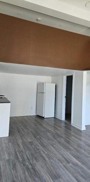 1 CH - 1 SDB - Montréal - $1,300 /mo - Photo 1