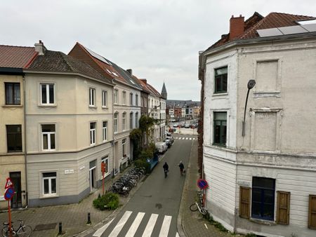 Instapklaar, lichtrijk 2 slpk/appartement met groot terras in centrum Gent - Foto 4