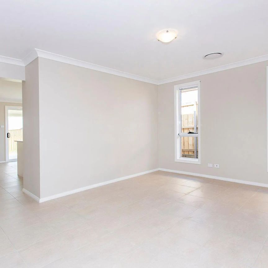 Brand New Family Home - Photo 1