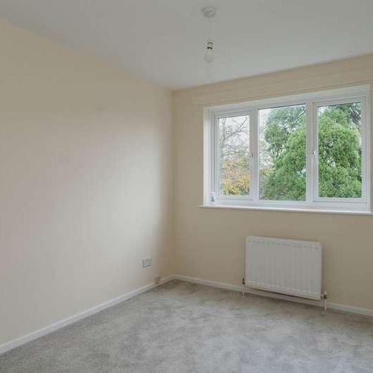 Asquith House, Banstead, SM7 - Photo 1