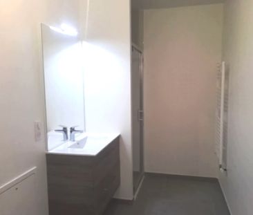 Location Appartement 2 pièces 40m² ANNECY 74000 - Photo 4