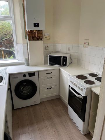 1 Bed Flat, Union Grove, AB10 - Photo 5