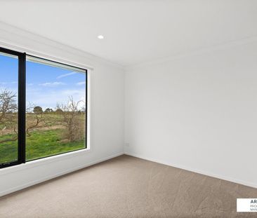 11/50 Plush Circuit, Epping, VIC, 3076 - Photo 5