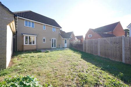 3 bedroom detached house to rent - Photo 5