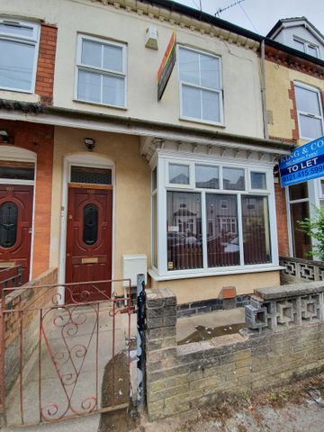 100 TEIGNMOUTH ROAD - Photo 4