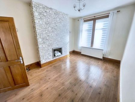 3 bed upper flat to rent in NE33 - Photo 5