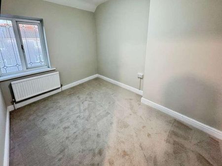 Heol Tregoning, Llanelli, SA15 - Photo 2