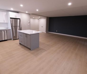 apartments at 349 Queenston Street - Photo 2