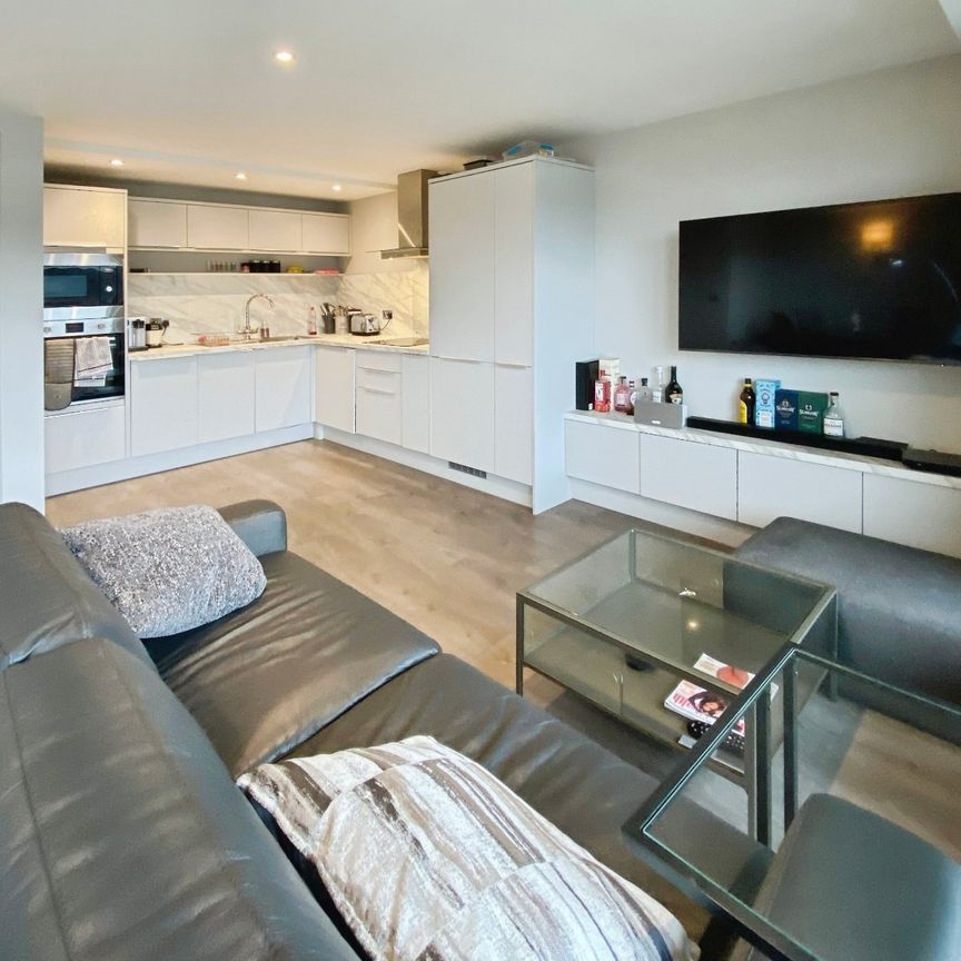 2 bedroom apartment to rent - Photo 1