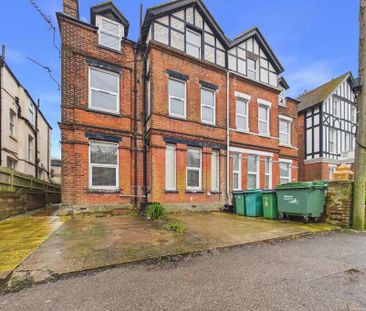 3 bedroom maisonette to rent - Photo 1