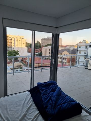 East Perth - Photo 4