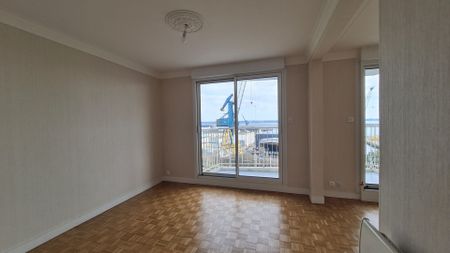 APPARTEMENT 4 PIECES - ROUTE DE LA CORNICHE - VUE MER - Photo 2