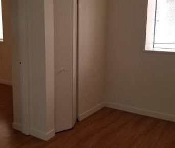 Nice 1bd , Available October 15th - Photo 1