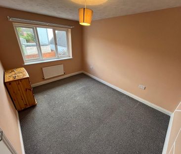 3 bedroom semi-detached house to rent - Photo 6