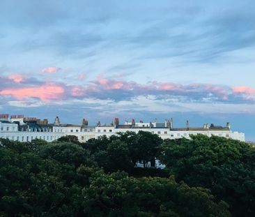 2 Bed Flat, Sussex Square, BN2 - Photo 6