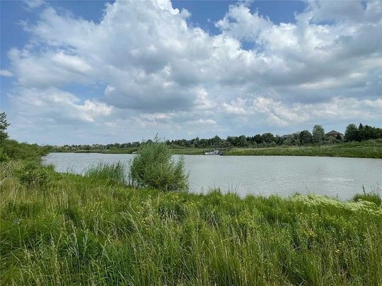 For Lease - 3991 Pondview Way, Mississauga, Ontario - Photo 1