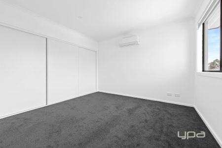 3/3 Kellerman Drive, Point Cook - Photo 2