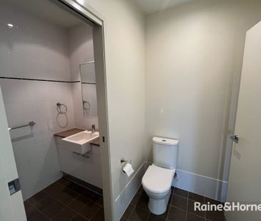 Modern Two-Bedroom Living in Gungahlin - Photo 6