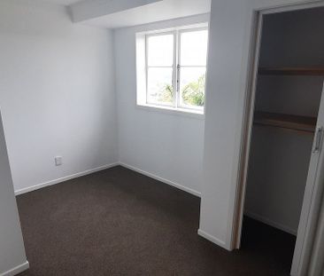 Near New Cosy Unit - Photo 4