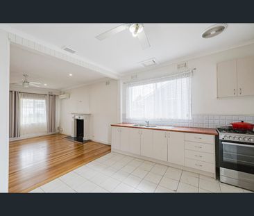 4 Lidgett Street, Bacchus Marsh, Vic 3340 - Photo 2