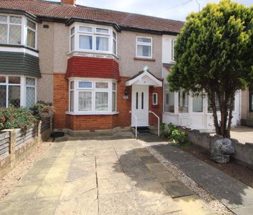 3 bedroom terraced house to rent - Photo 6