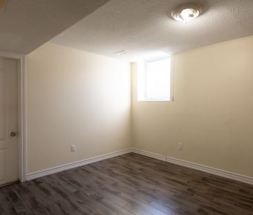 For Lease - 36 Rattlesnake Road, Brampton, Ontario - Photo 5