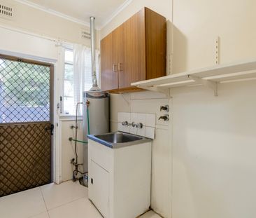 8 Cullins Road, Punchbowl NSW 2196 - House For Rent | Domain - Photo 2