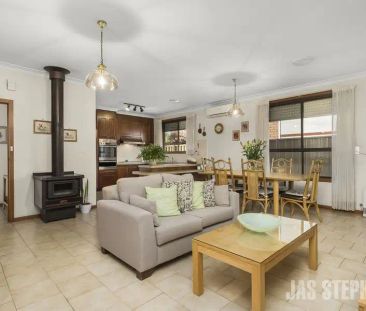 “FAMILY HOME IN THE HEART OF FOOTSCRAY” - Photo 5