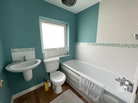 36 Castletown Square, Fintona, Omagh, BT78 2FB - Photo 5