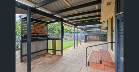 Modern Family Living in a Peaceful Hills Setting - Photo 5