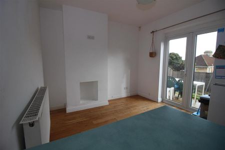 3 bedroom house to rent - Photo 2