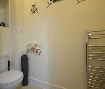 Parkview Way, Epsom, Surrey, KT19 8FF - Photo 5