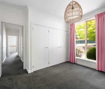 High Rise Living - Photo 4