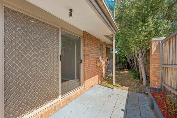 2/5 Sunray Court, Donvale - Photo 1