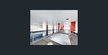 Luxurious oversized 1 bedroom apartment - Photo 3