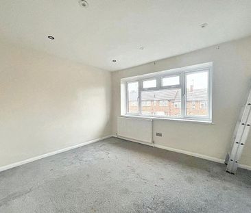 4 bedroom terraced house to rent - Photo 6