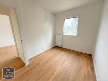 Appartement à louer 5 pièces 104.72m² - Photo 2