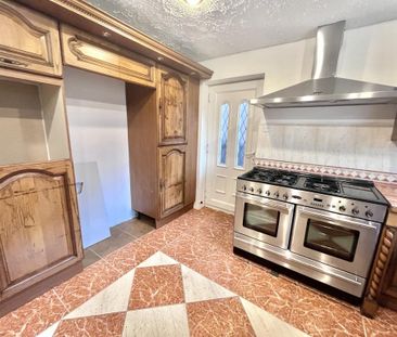 3 bedroom detached house to rent - Photo 4