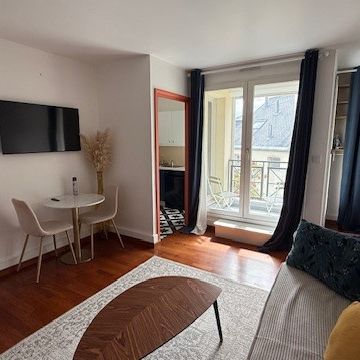 Location Appartement 2 pièces 41m² VERSAILLES 78000 - Photo 1