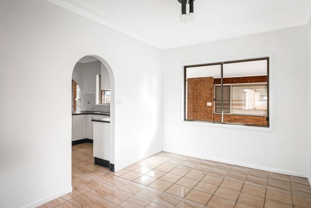 Good Sized Four Bedroom Home! - Photo 1