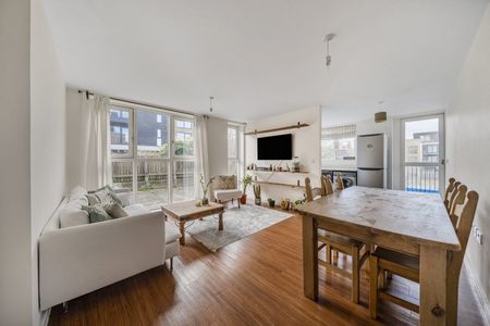 Ashmore Road, London, SE18 - Photo 5