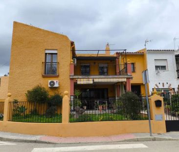 Alquiler de casa o chalet independiente en Coin - Photo 2